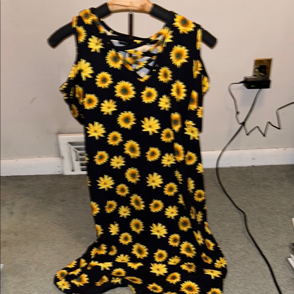 Sunflower Print Sleeveless Dress